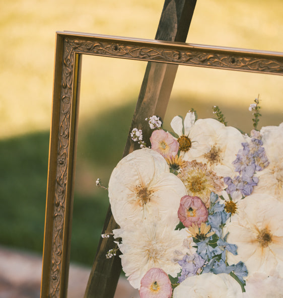 gold frame for preserved flowers
